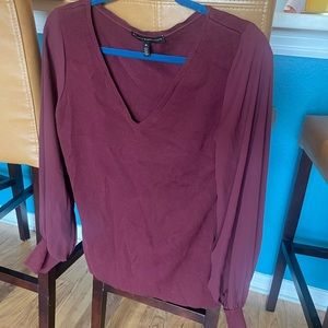 Women’s BHWM Maroon Top w/ Delicate Sleeves Size: Medium